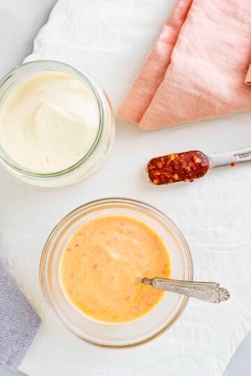 Homemade Vegan Spicy Mayo - Made In A Flash • Tasty Thrifty Timely